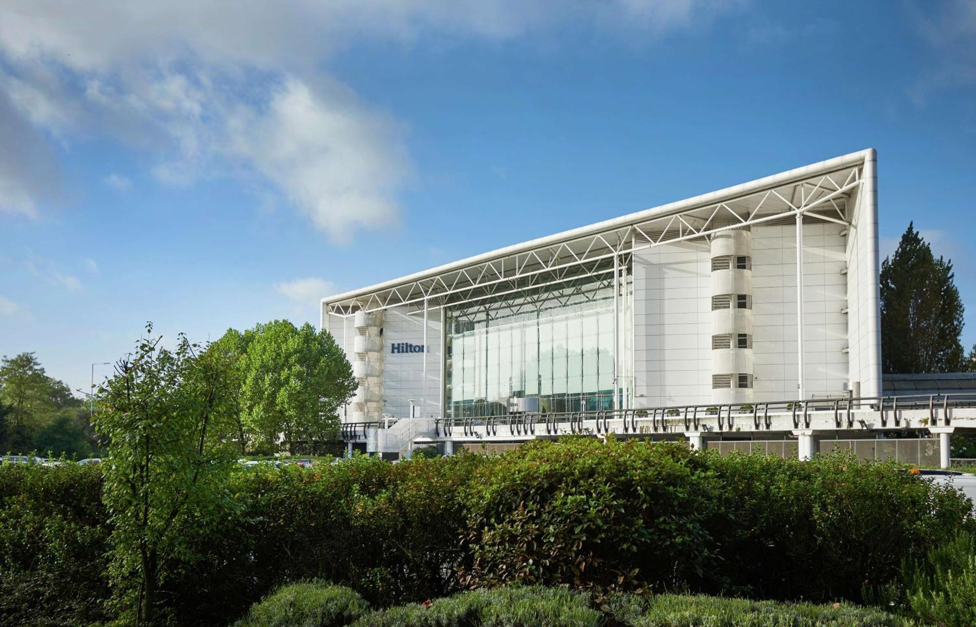 Hilton London Heathrow Airport Hotel Hillingdon Exterior photo